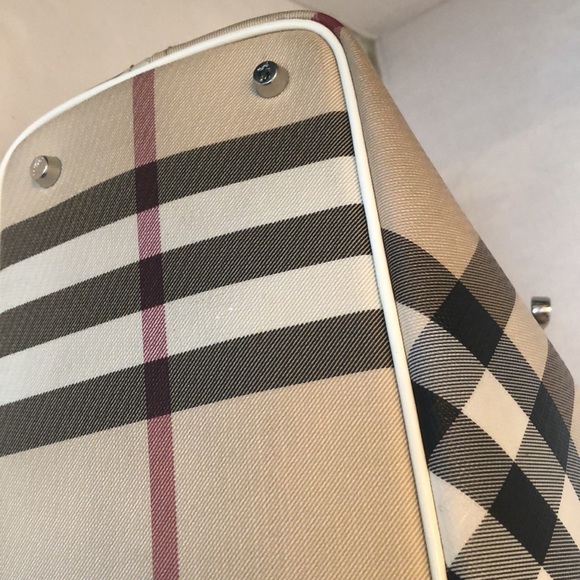 💯% AUTHENTIC LARGE BURBERRY SUPER NOVA CHECK TOTE BAG. - Picture 6 of 17